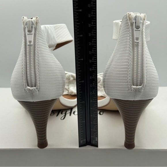 Style & Co Paycee White Heels 8.5M – Zip Back - Picture 4 of 8